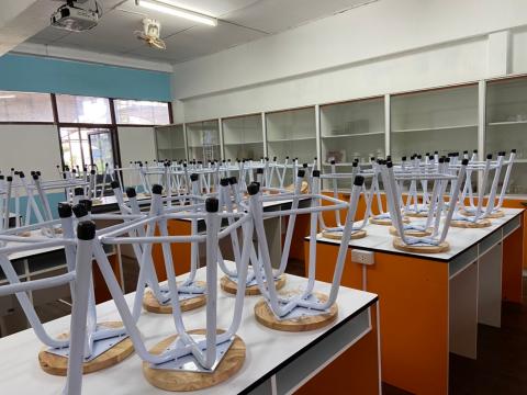 ภาพห้องปฏิบัติการวิทยาศาสตร์ ระดับชั้นมัธยมศึกษาปีที่ 2