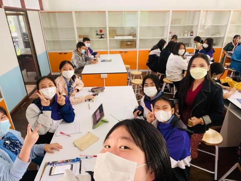 ภาพห้องปฏิบัติการวิทยาศาสตร์ ระดับชั้นมัธยมศึกษาปีที่ 2