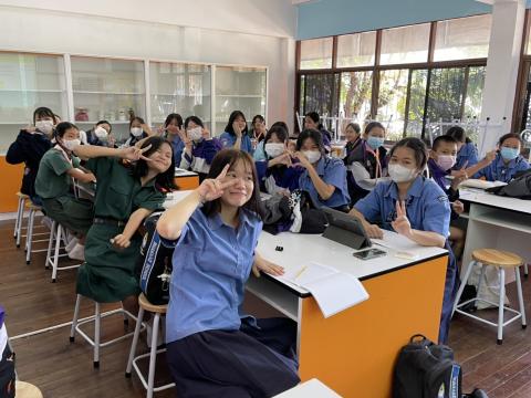 ภาพห้องปฏิบัติการวิทยาศาสตร์ ระดับชั้นมัธยมศึกษาปีที่ 2